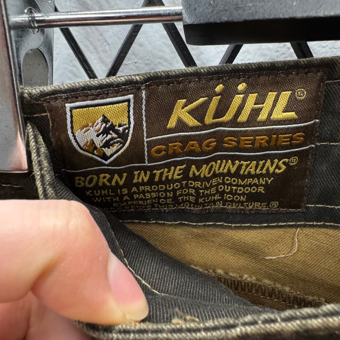 KUHL 더 로우 패이딩 워크 팬츠 사이드 집업 포켓 포인트 카키 상품이미지8