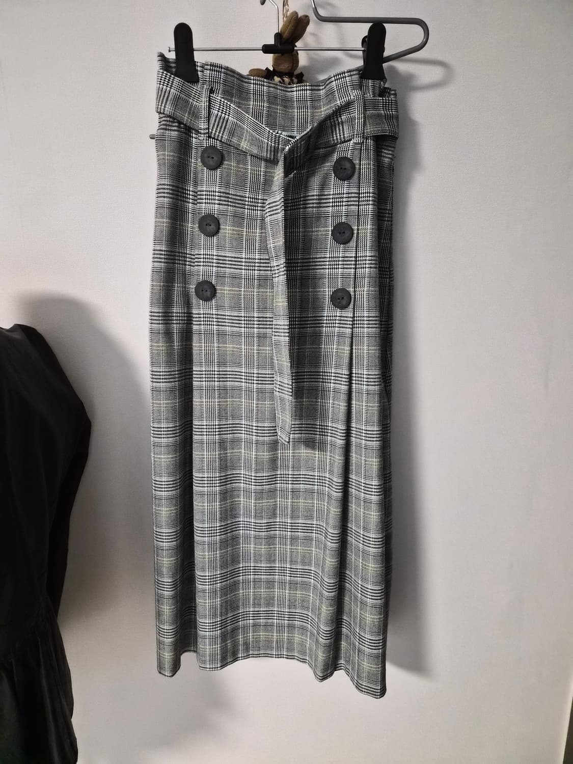 [ZARA] 자라 체크 벨티드 미디/롱 스커트 판매합니다 상품이미지4