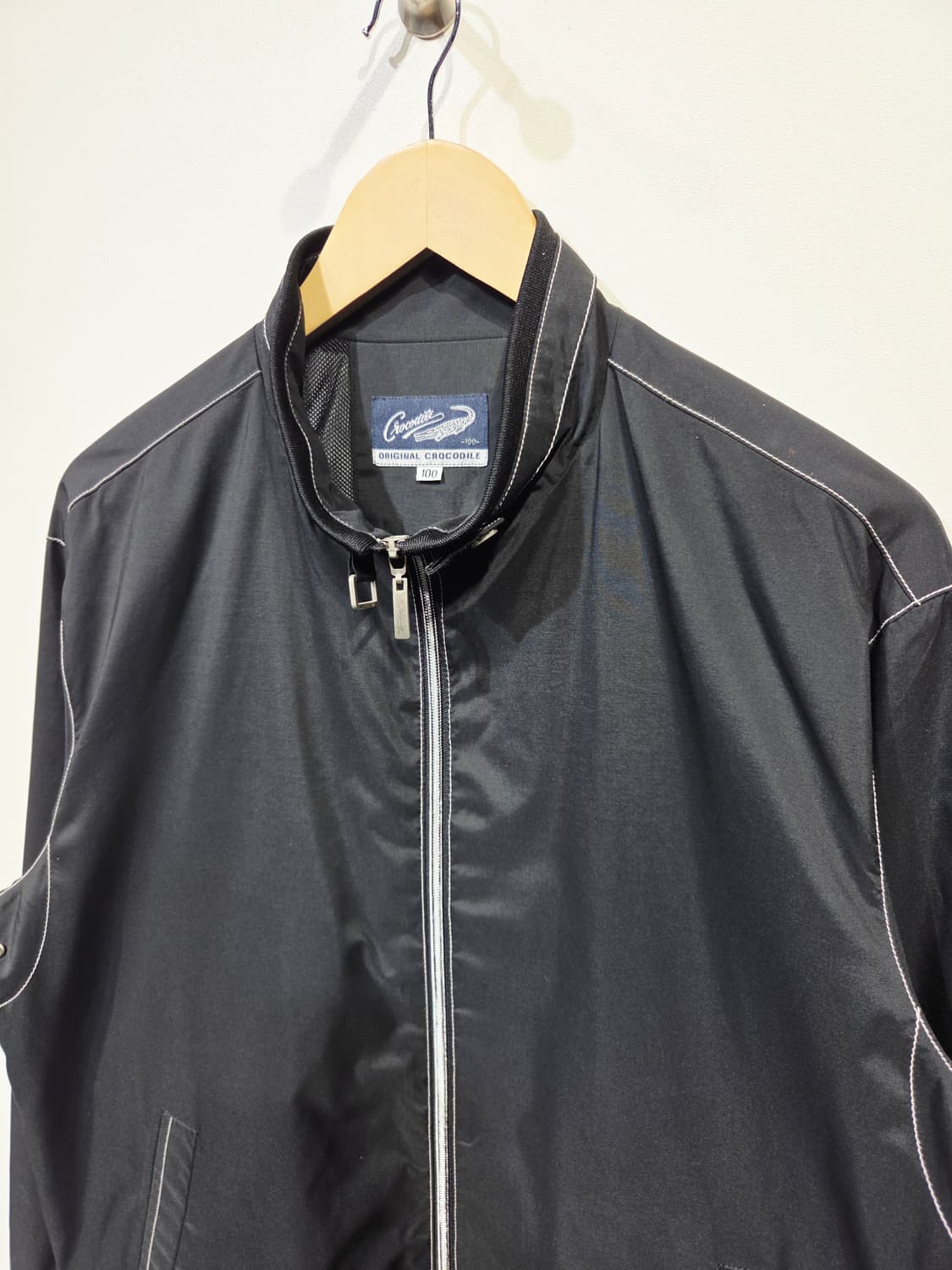 크로커다일 인터내셔널 스티치 포인트 바람막이 자켓 상품이미지3