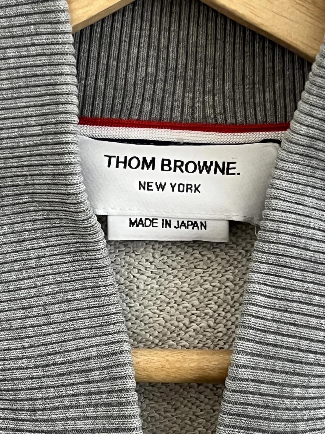 톰브라운 자켓 상품이미지2