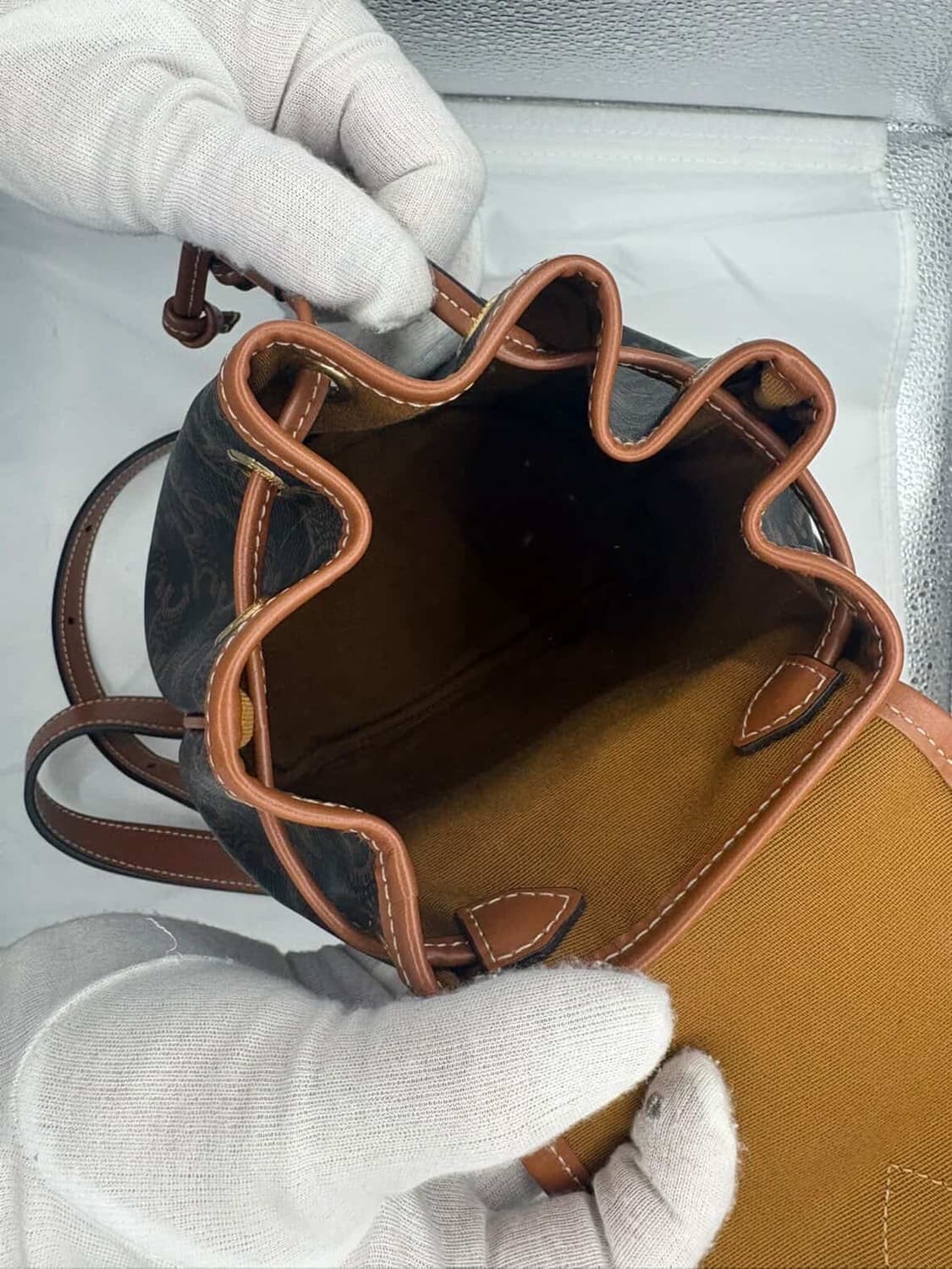 셀린느 미니 풀코 백팩 상품이미지6