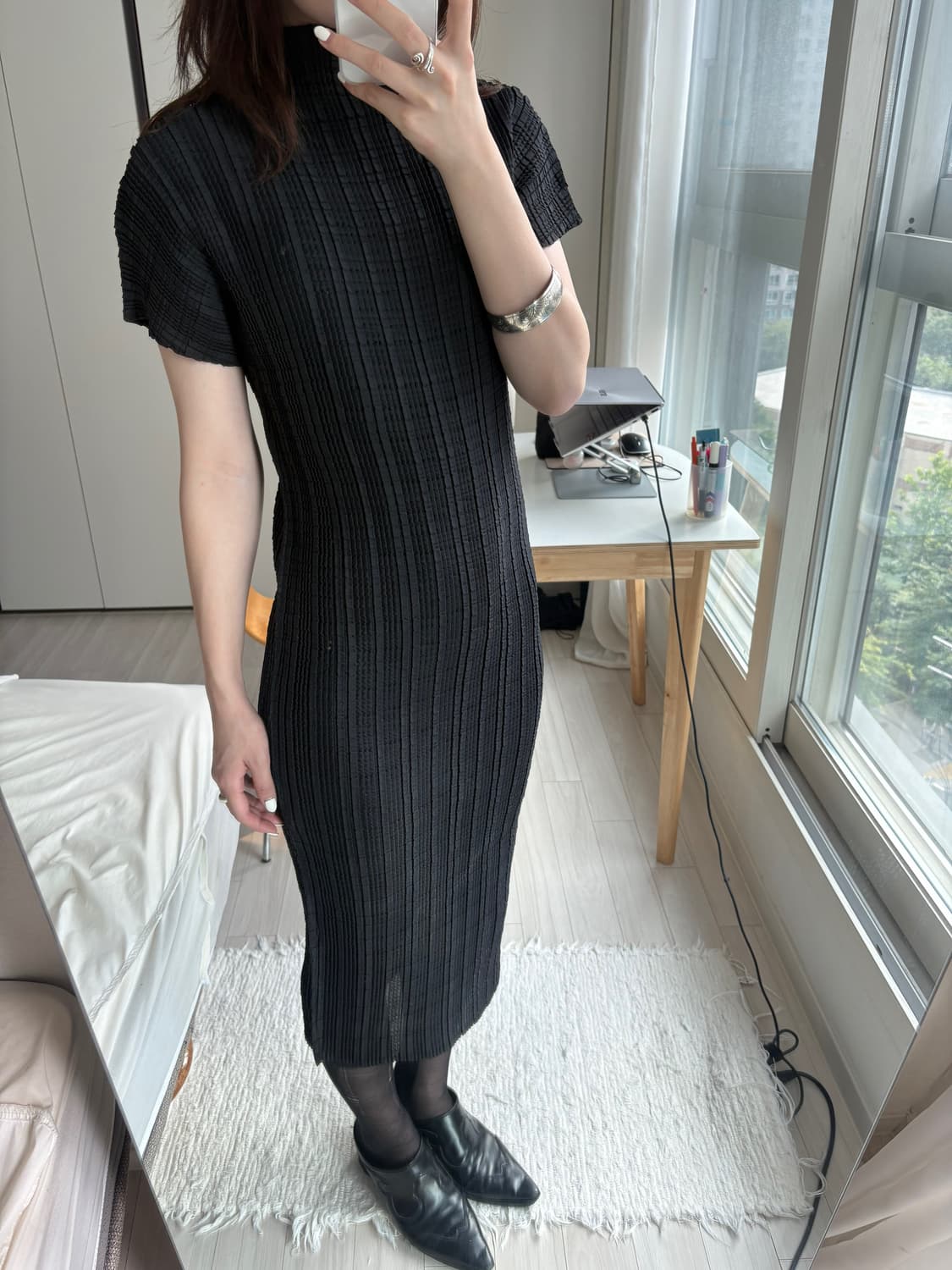 Textured Sheer Poly Dress 상품이미지3
