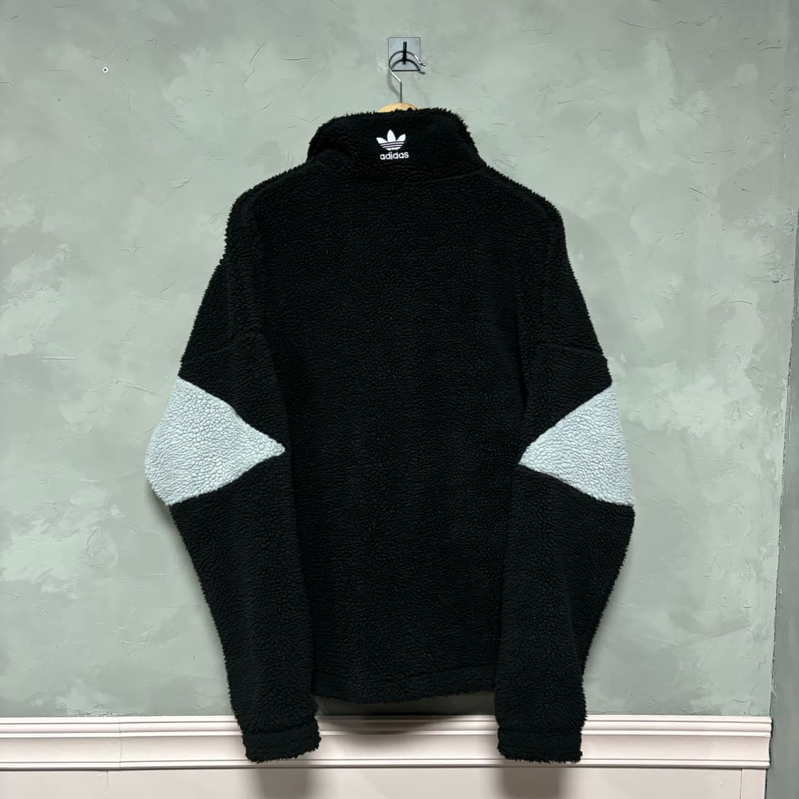 아디다스 파이어버드 빅로고 후리스 상품이미지4