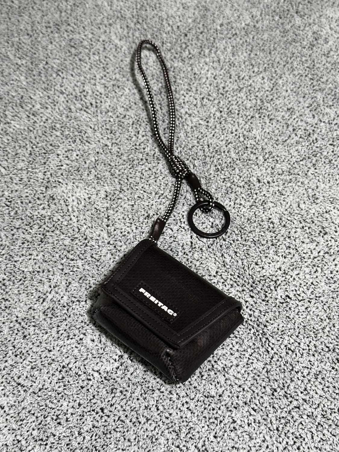 (NEW)새상품 프라이탁 미니 메신저 키링(에어팟 파우치키링) 상품이미지3