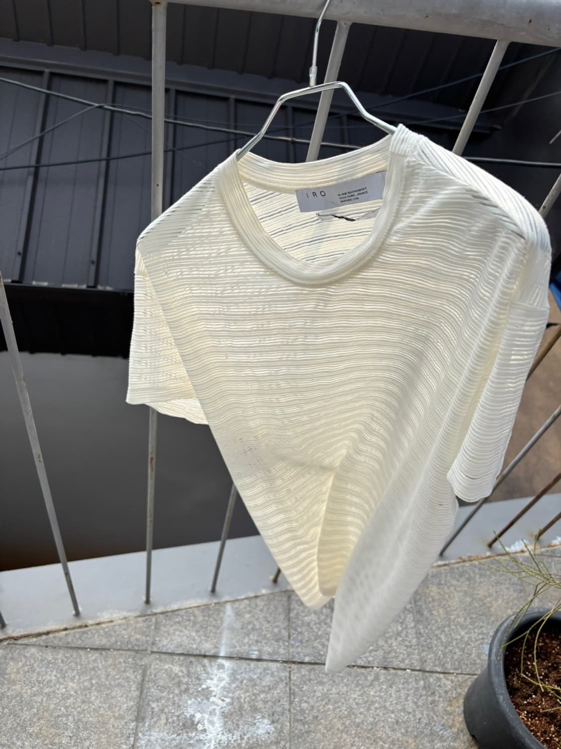 IRO Sheer T 상품이미지1