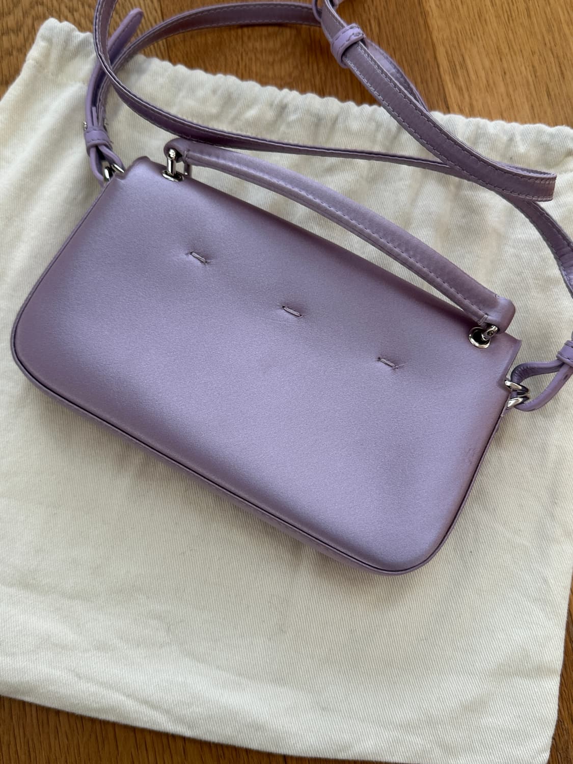 펜디 바게트 폰 파우치 라일락  상품이미지3