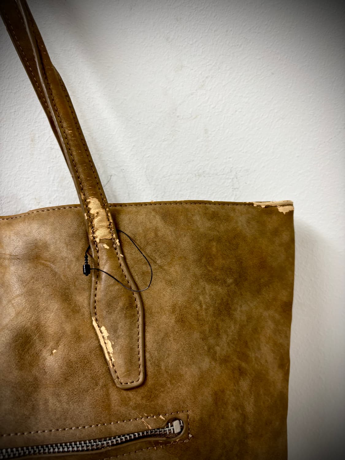 “FUGA” Minimal Brown Leather Bag 상품이미지5