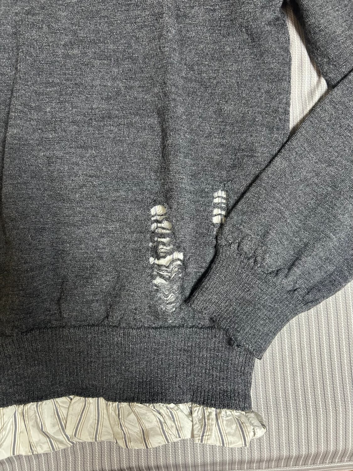 [L] margiela distressed layerd knit 상품이미지4