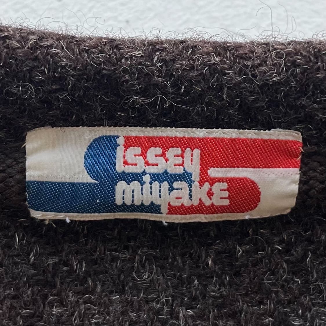 이세이 미야케 70‘s 아카이브 브라운 울 한텐 코트 상품이미지5