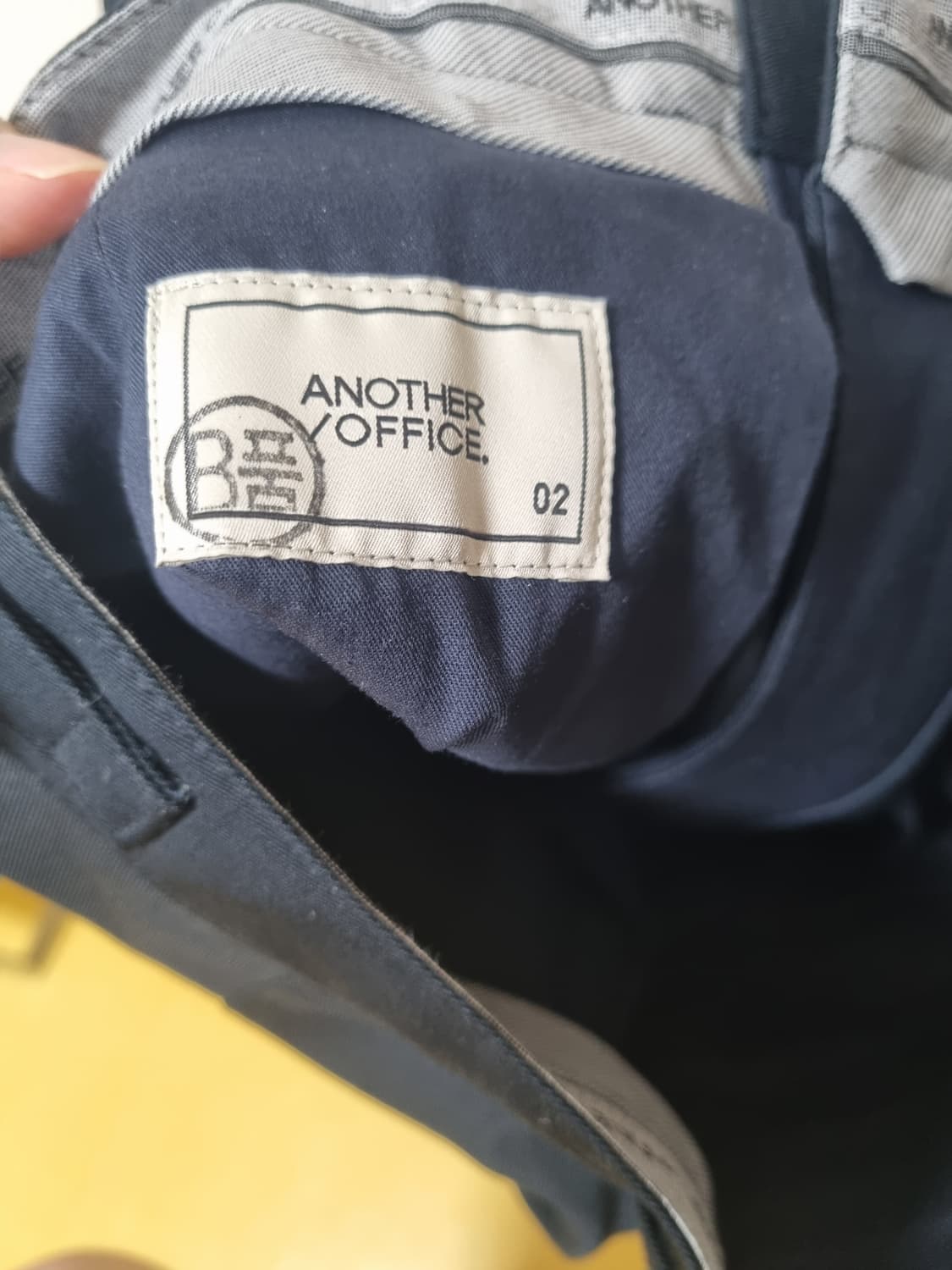 어나더오피스 산티아고 치노 네이비 2사이즈 샘플 새상품 상품이미지2