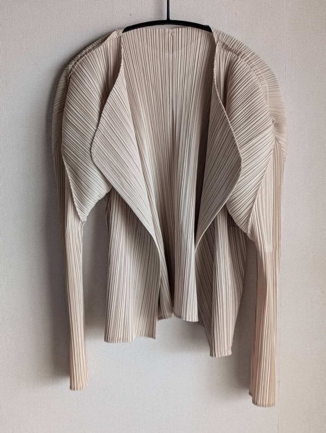 이세이미야케 플리츠 플리즈 가디건 상품이미지3