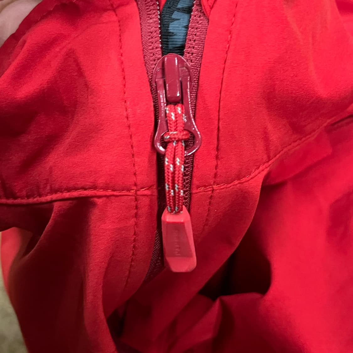 [정품/XS] 마무트 빨간색 바람막이 자켓 b10 상품이미지7