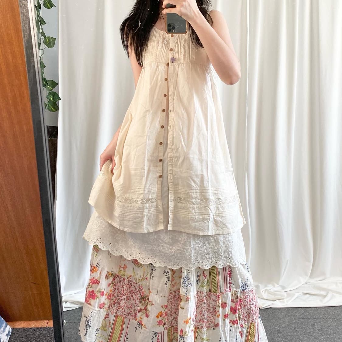 연베이지 레이스 패치 레이스 자수 슬리브리스 원피스 상품이미지2