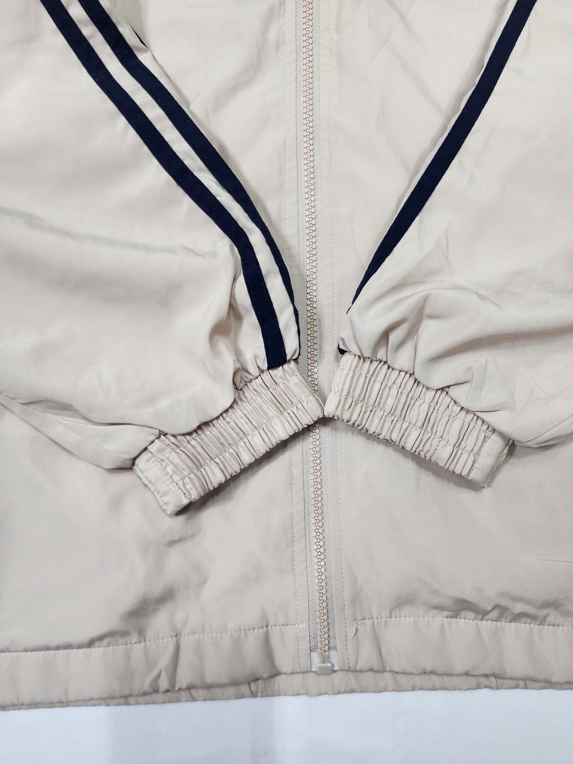 아디다스 90s 올드스쿨 빅로고 바람막이 자켓 상품이미지7