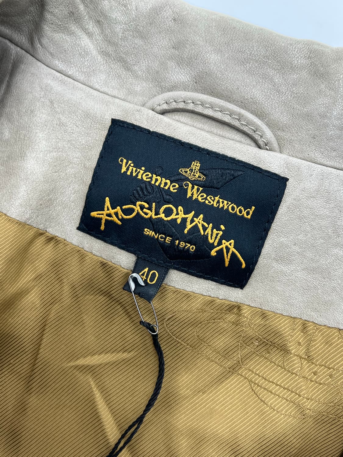 비비안 웨스트우드 레더 자켓 상품이미지3