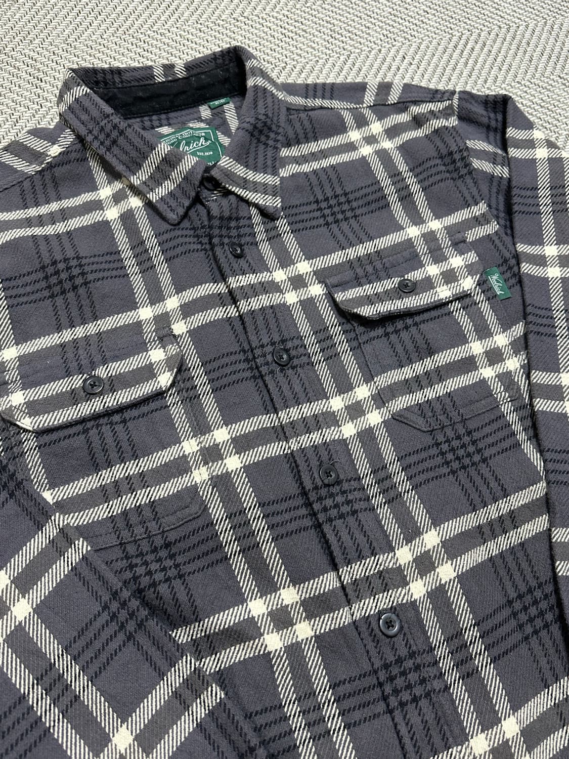 [울리치] Woolrich Brawny Flannel Shacket 상품이미지2
