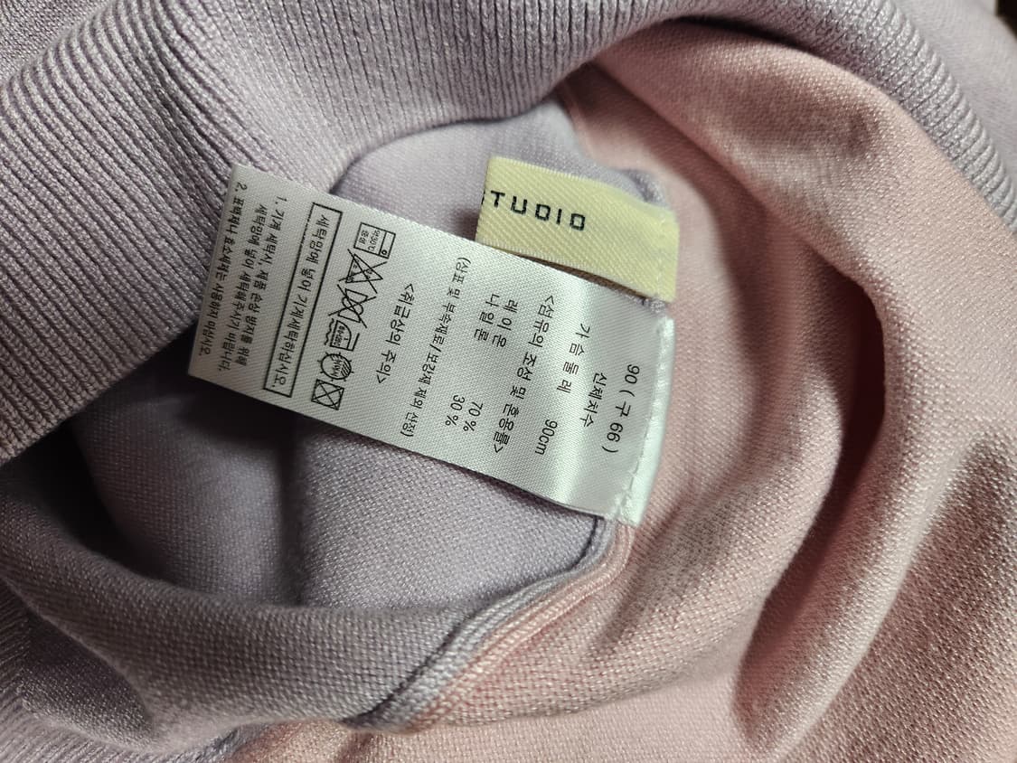 MAX STUDIO 라벤더 컬러 니트 90(66) 상품이미지4