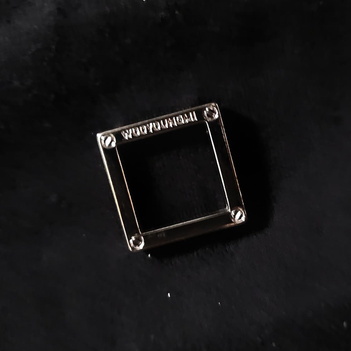 22SS 우영미 플라워 백로고 반팔티 48사이즈 블랙 상품이미지5