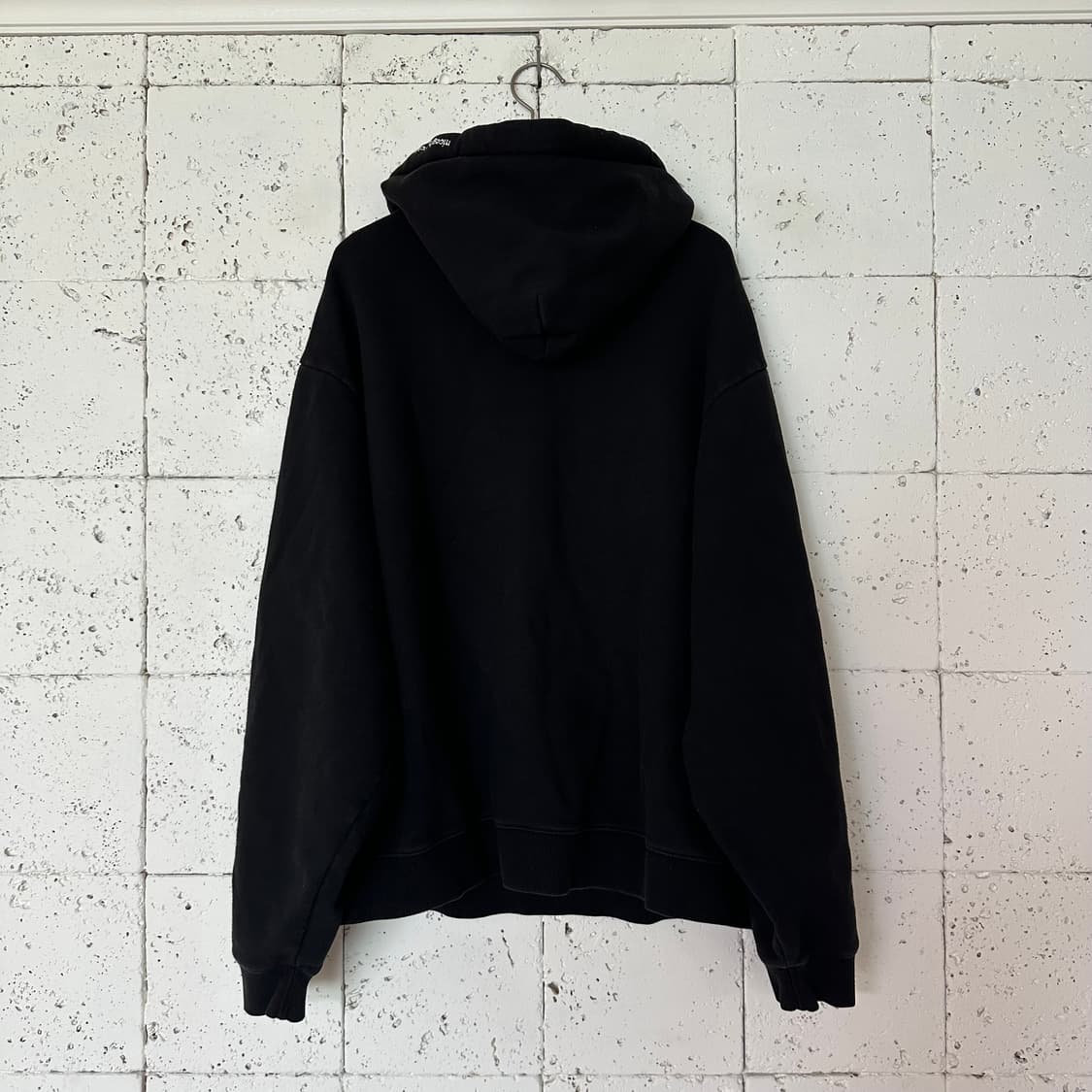 M 나이스 고스트 클럽 후드 블랙 상품이미지4