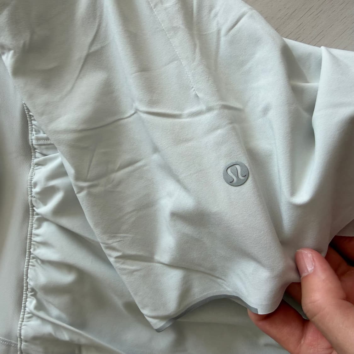 룰루레몬 패스트 앤 프리 멀티 포켓 러닝 쇼츠 m 새상품 판매합니다. 상품이미지4