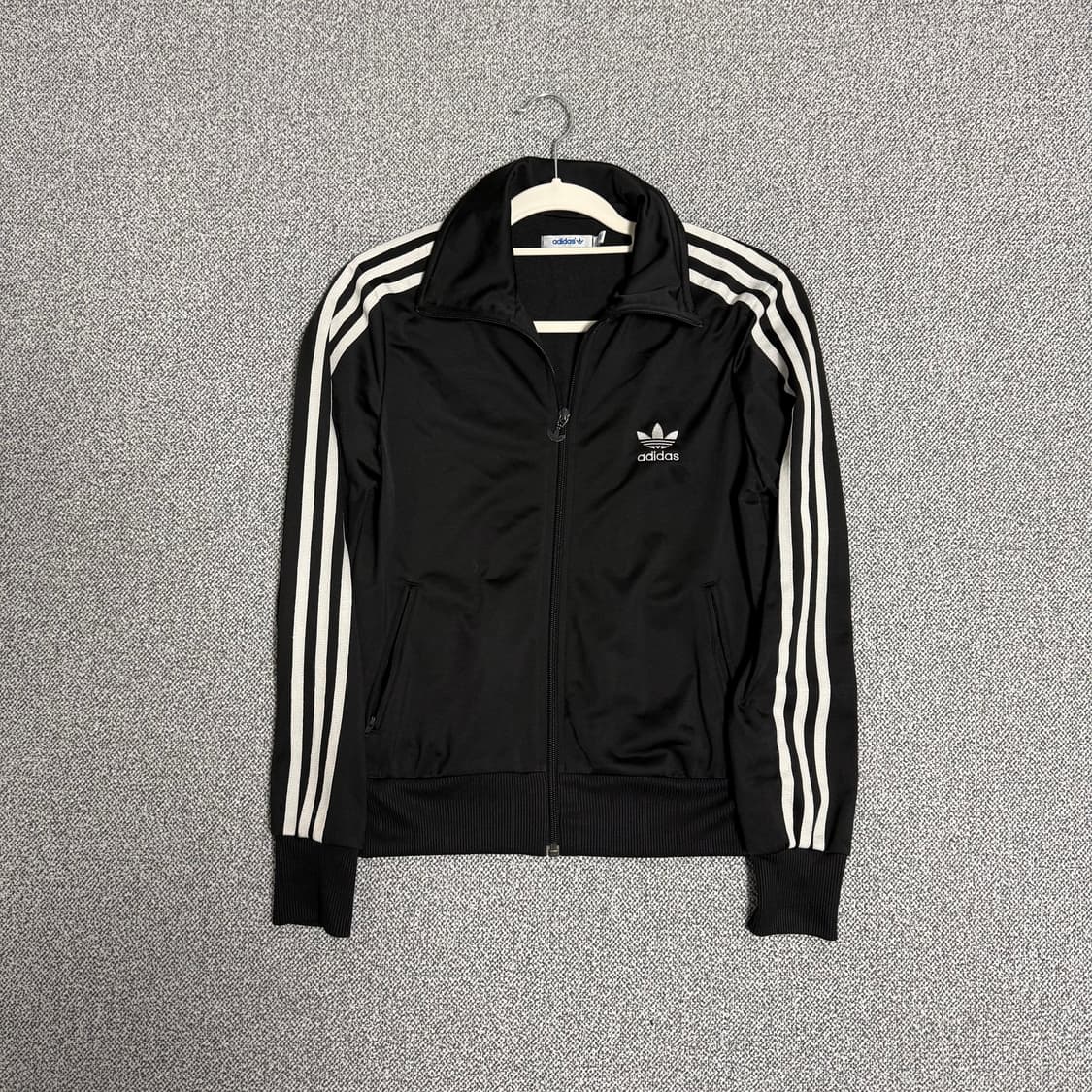 아디다스 파이어버드 백로고 져지 블랙화이트 95 트랙탑 상품이미지1