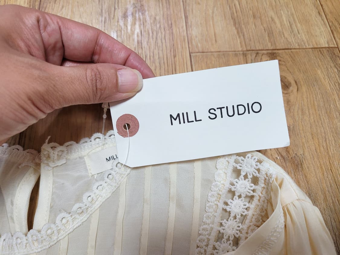 밀스튜디오(MILL STUDIO) 크로쉐 블라우스 55-66 새상품 상품이미지6
