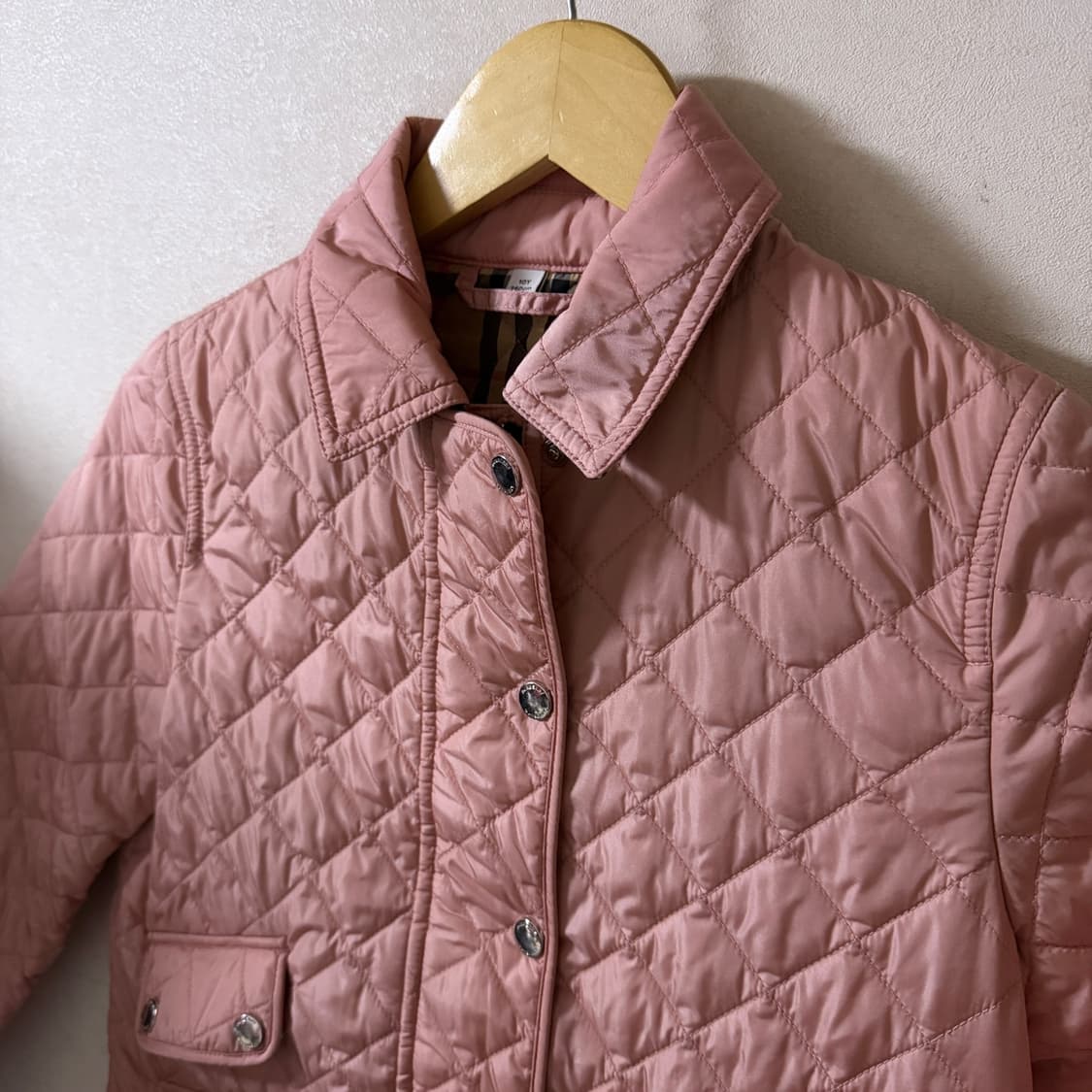 버버리 아동 여성 노바체크 퀄팅 자켓 (10Y, 140) 상품이미지2