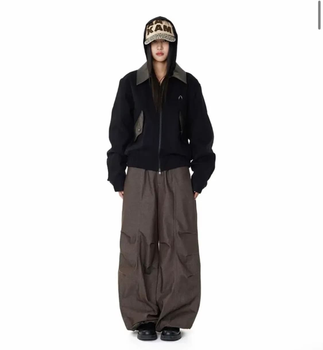 아캄 데님 턱 팬츠 브라운 상품이미지1