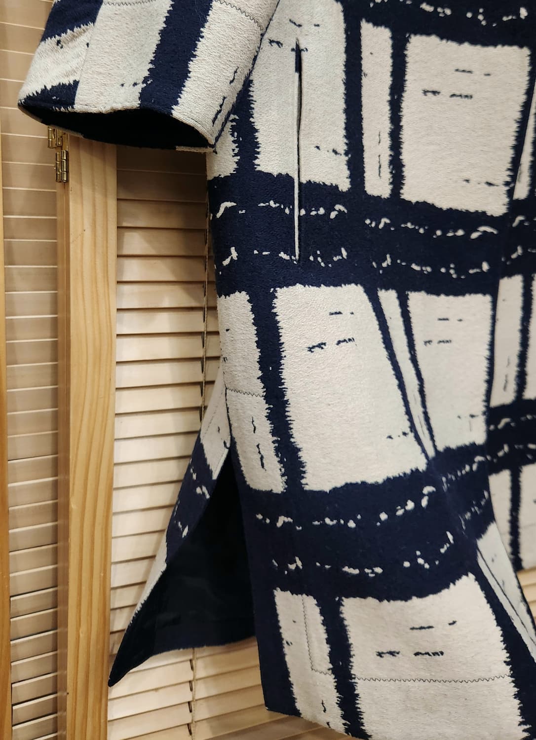 KUHO구호 붓터치패턴 7부소매 롱코트 상품이미지4