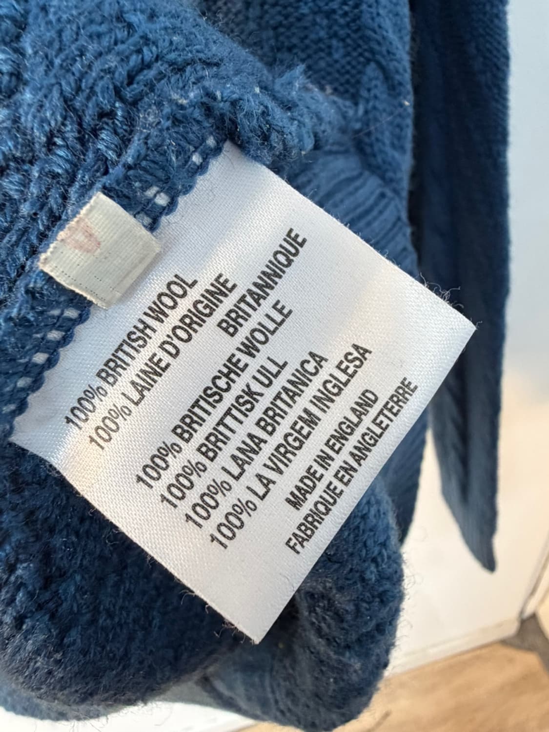 버버리 크레스트 로고 아란 니트  상품이미지6