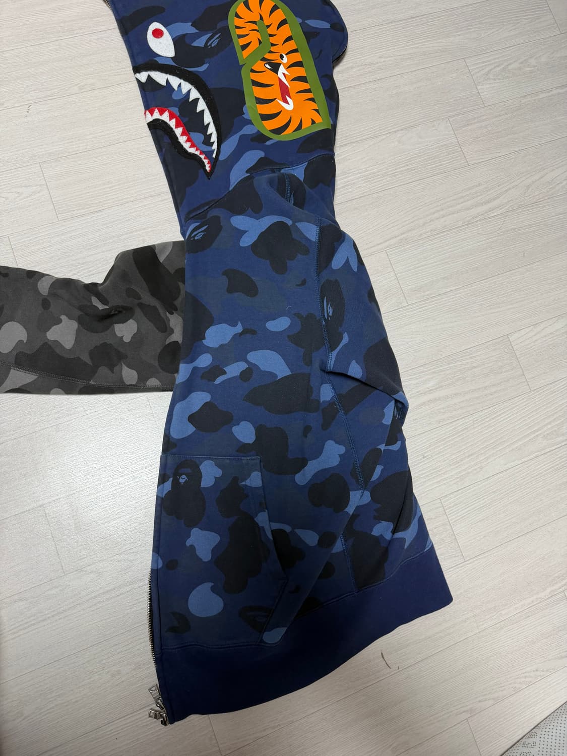 베이프 세파레이트 카모 흑청 상품이미지3