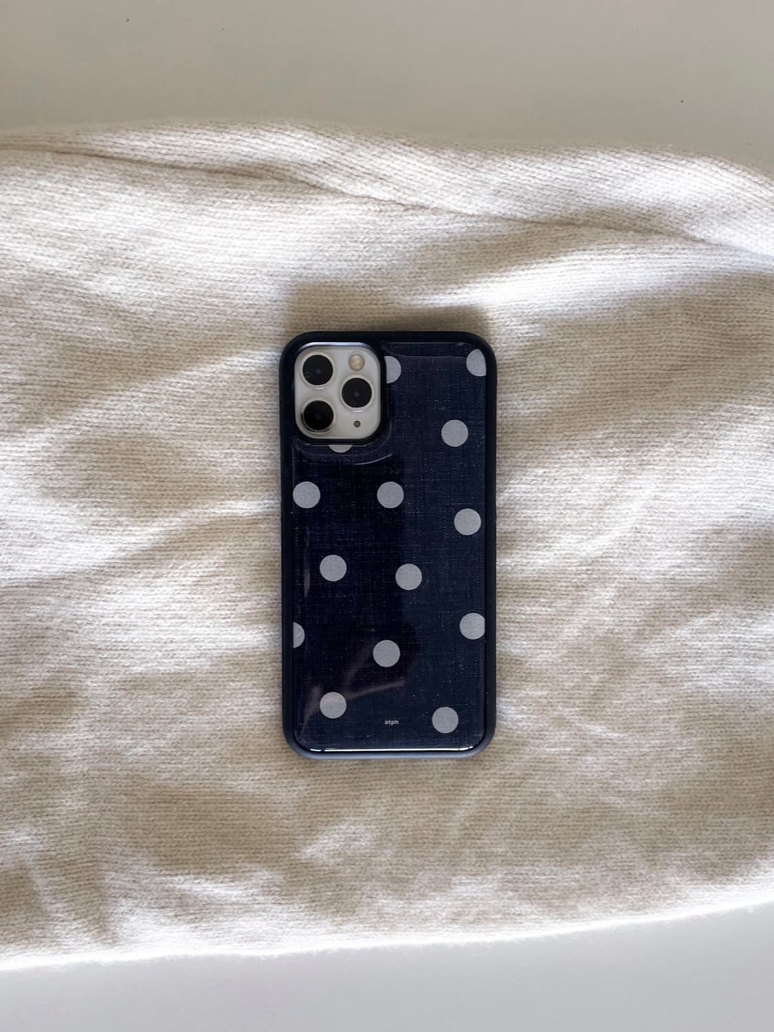 에이티피컬하우스 데님 도트 케이스 아이폰15 프로 상품이미지2
