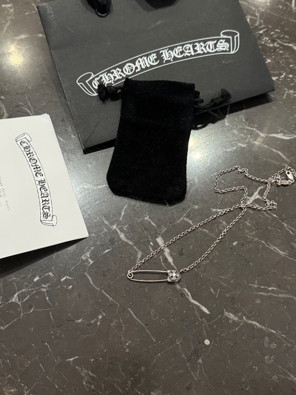 크롬하츠 세이프티핀 일체형 다이아 18인치 상품이미지1