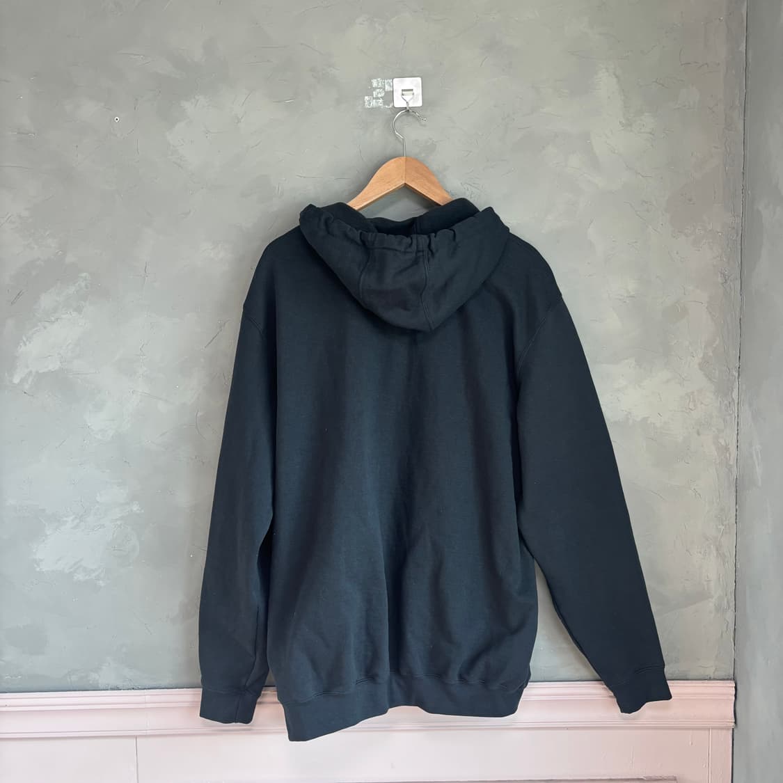 칼하트 미드웨이트 루즈핏 후드집업 블랙 상품이미지4