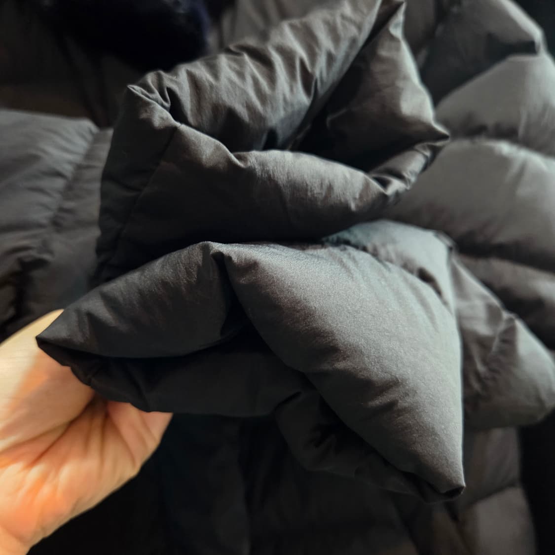 BCBG 밍크넥 구스 롱 다운패딩 상품이미지5