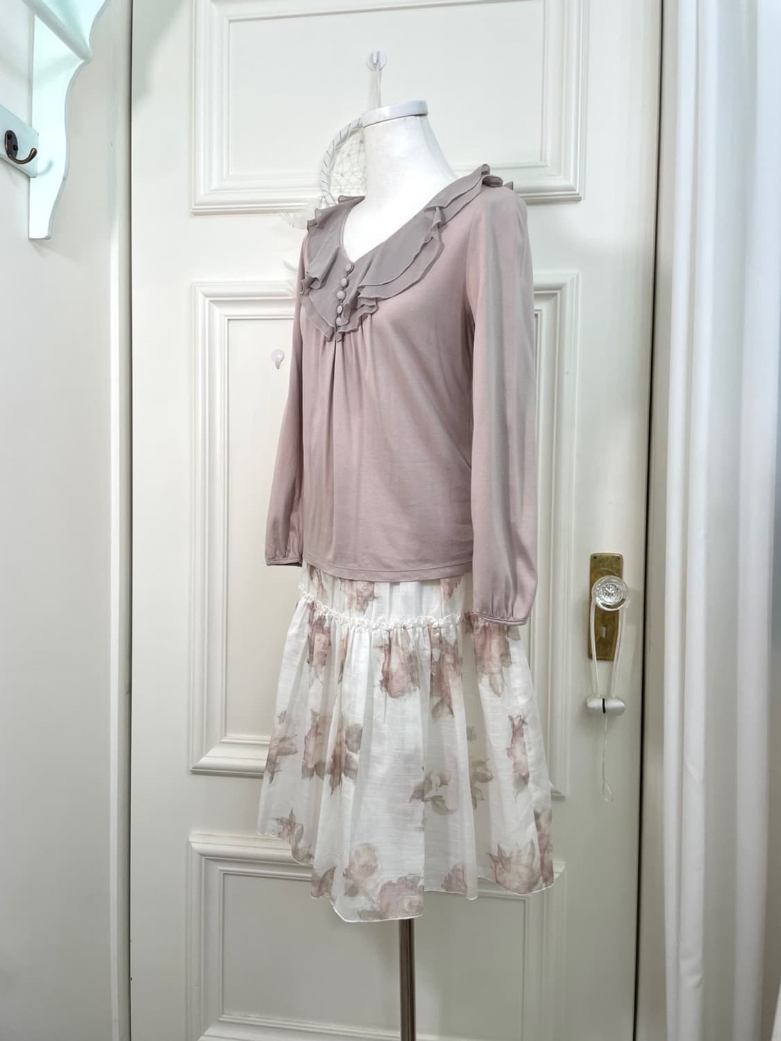 indi pink ruffle shirring cotton top 상품이미지3