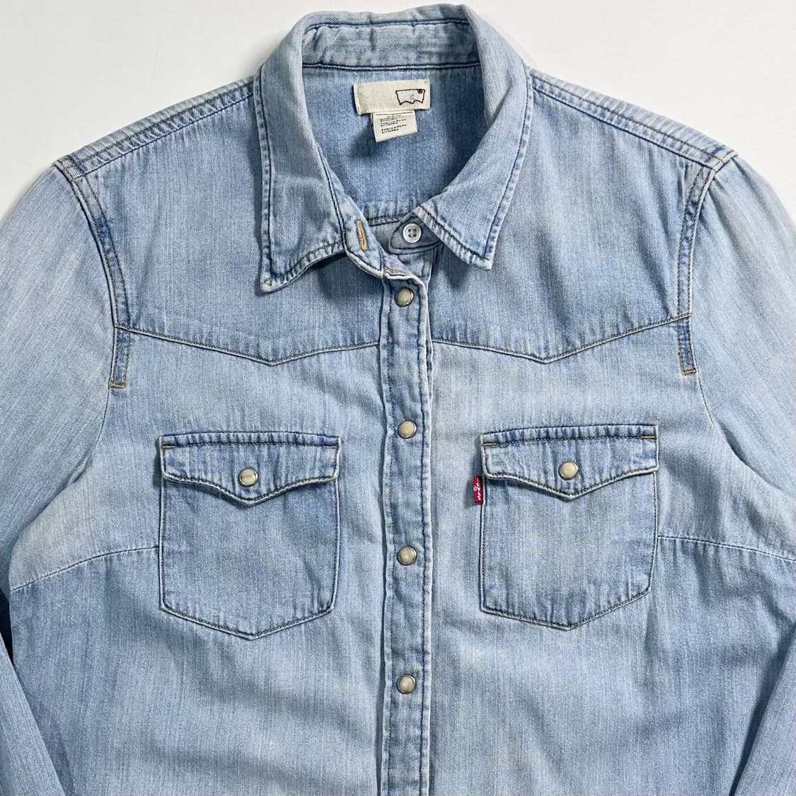  리바이스 우먼스 데님 웨스턴 셔츠  상품이미지2