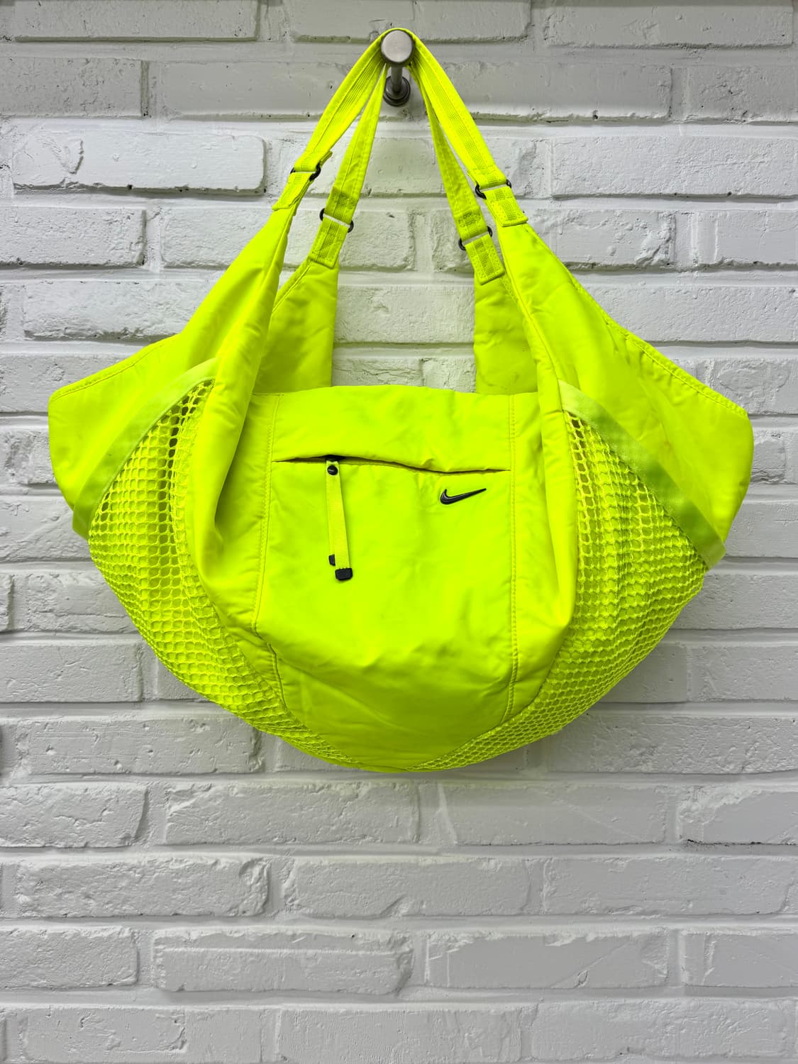 나이키 네온옐로우 더플백  상품이미지1