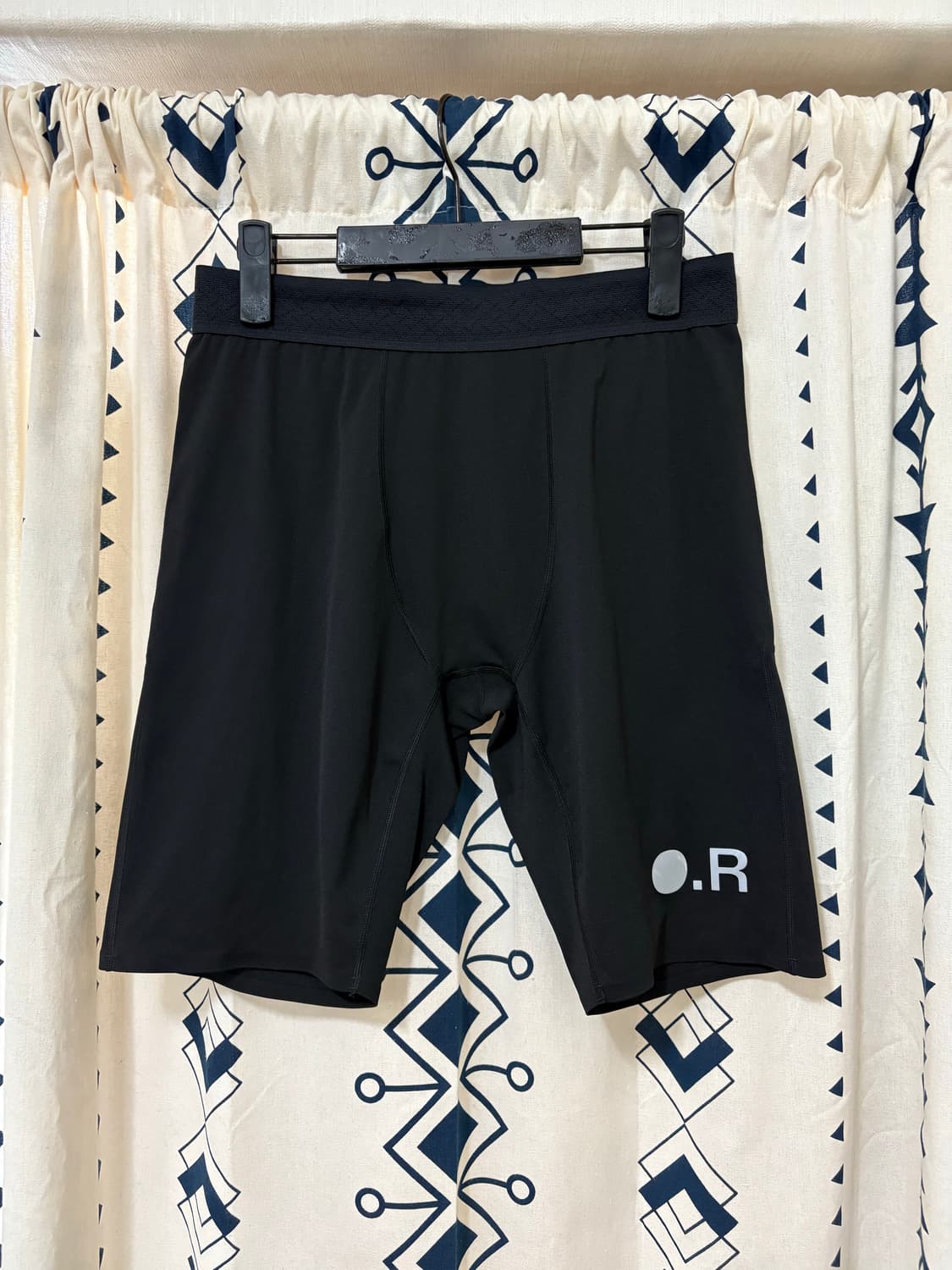 옵티미스틱 러너스 / OR 숏 타이즈 블랙 상품이미지3