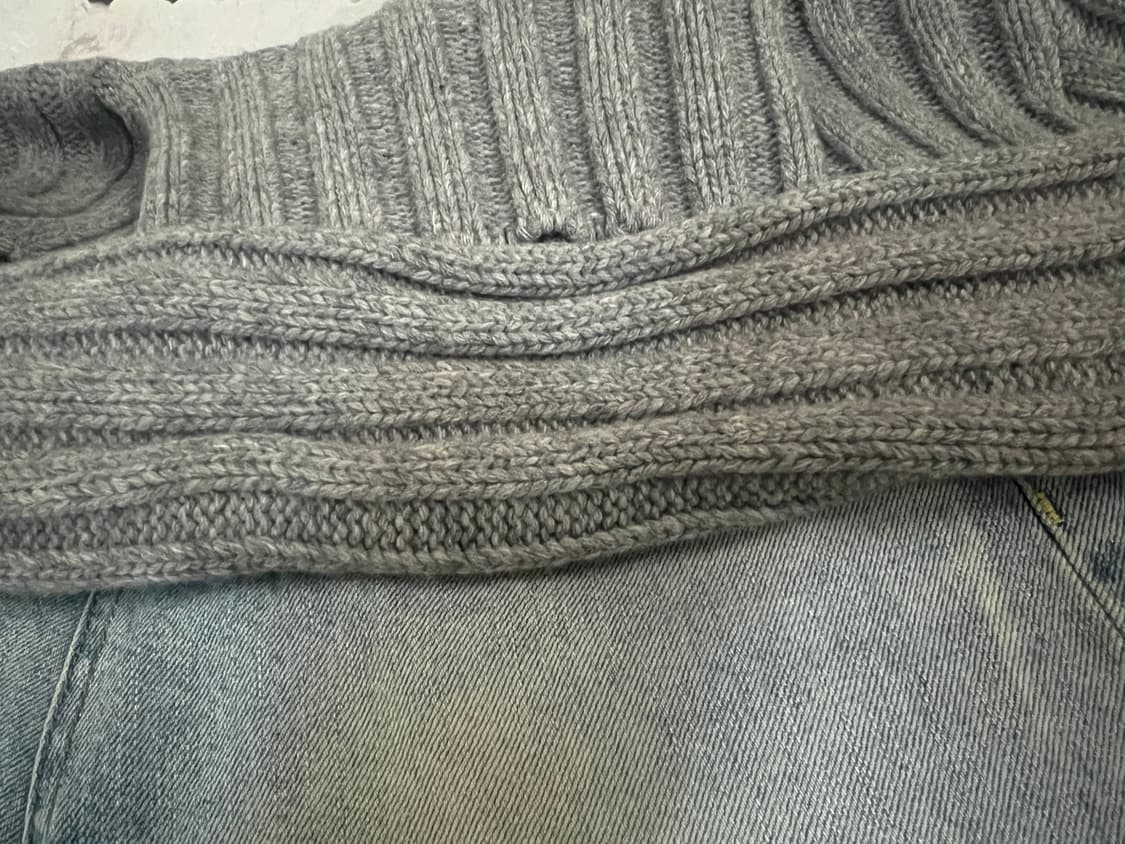 트리밍버드 하이넥 니트집업 그레이 새상품가격내림x 상품이미지4