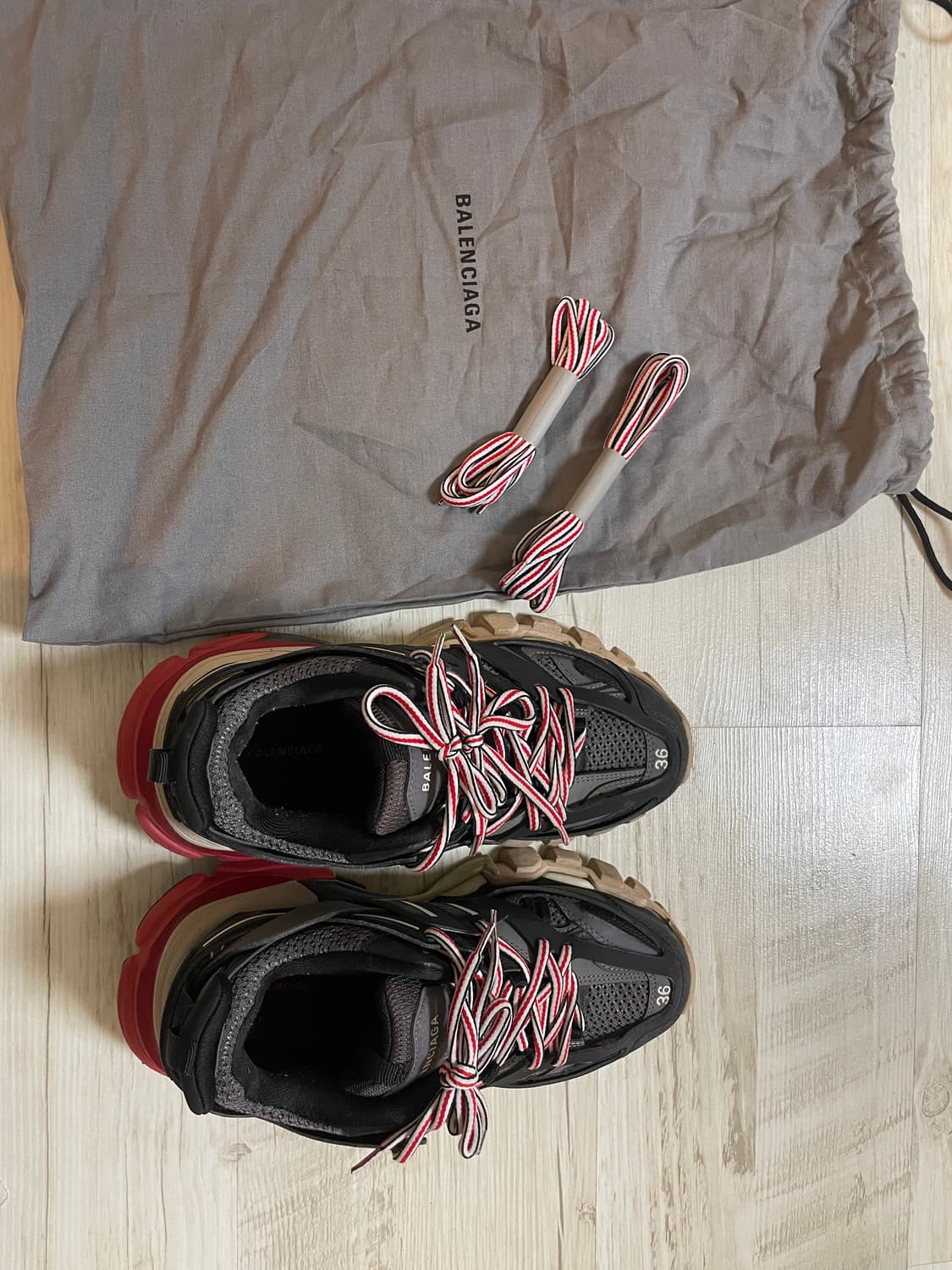 발렌시아가 트랙슈즈 36 상품이미지1