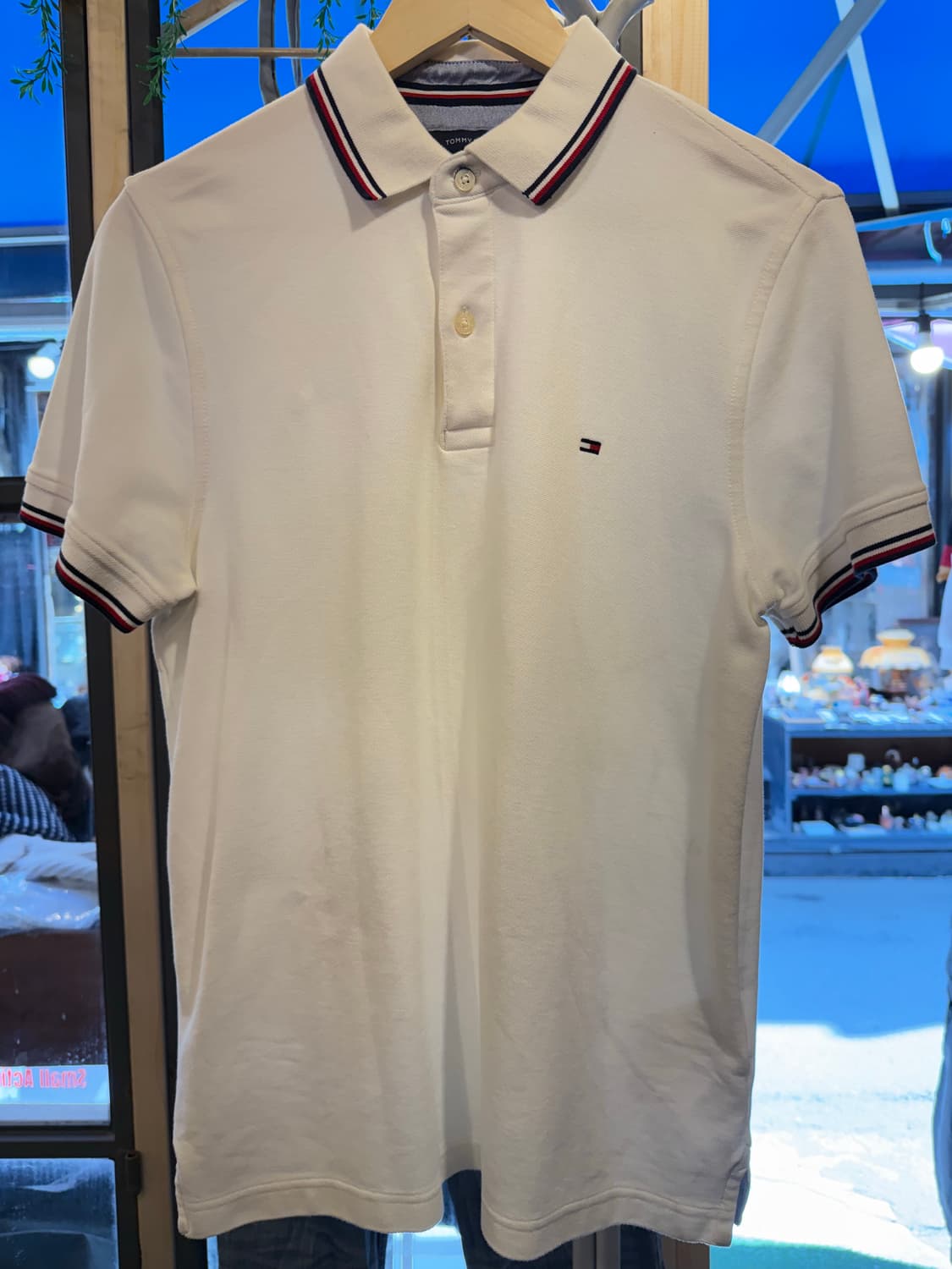 타미힐피거 화이트 반팔 카라티 상품이미지1