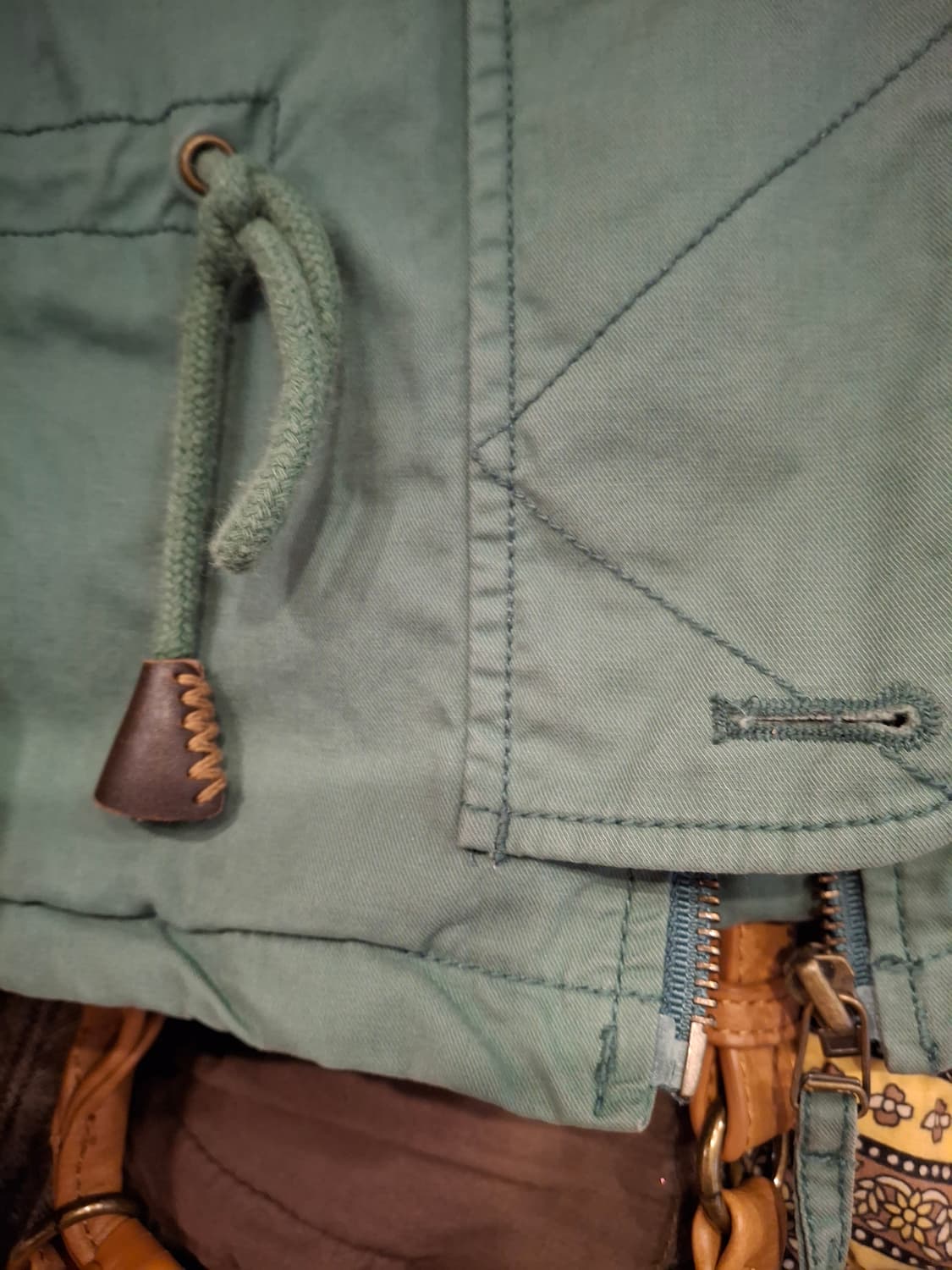 (마지막특가) 써스데이아일랜드 코트 s 상품이미지6