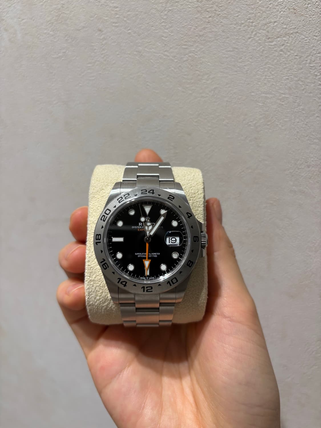 롤렉스 익스플로러 II 블랙 오이스터 스틸 42mm 상품이미지2