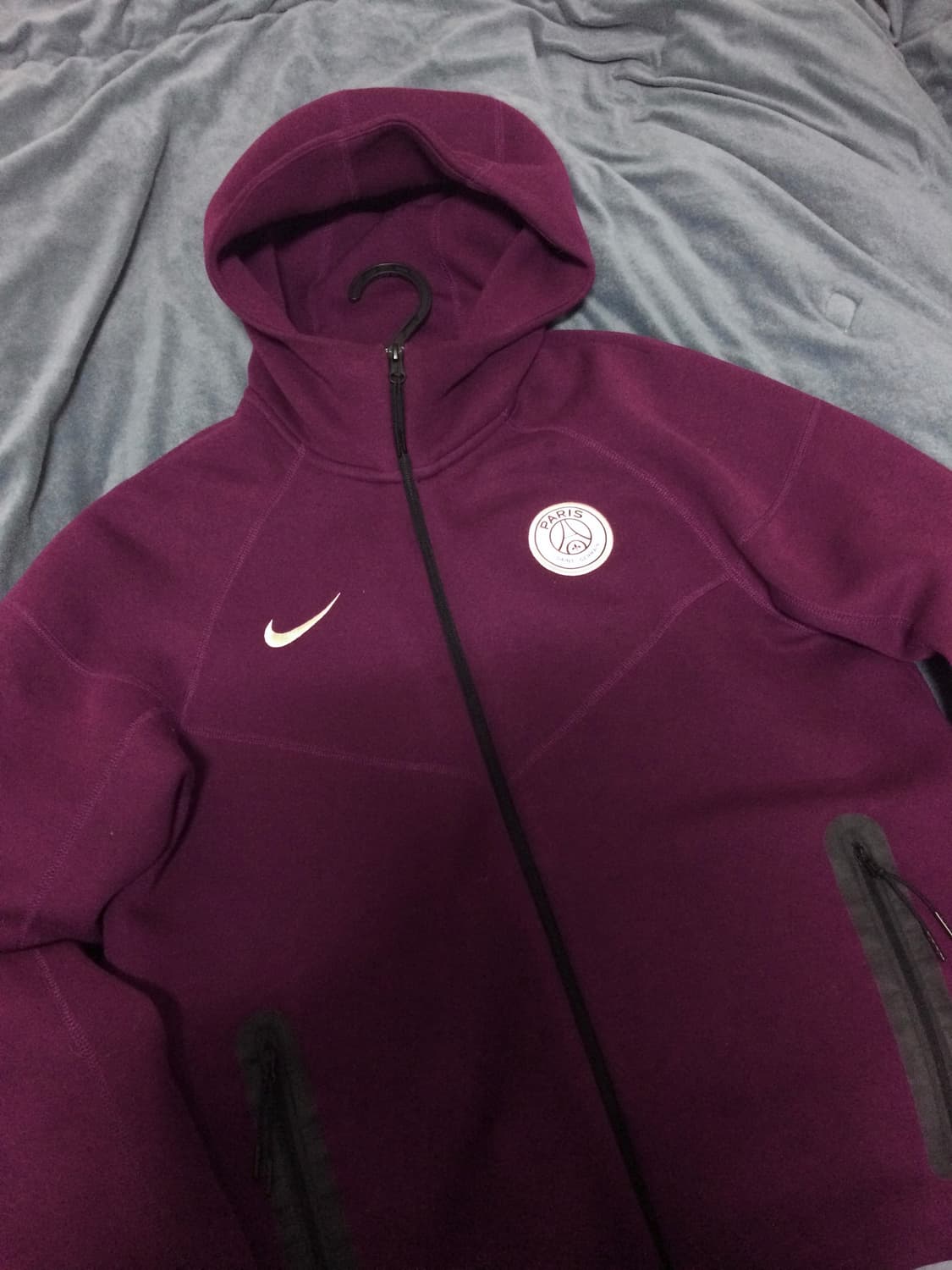 나이키 파리생제르망 psg 24-25 nsw 후디 버건디 테크팩 상품이미지1