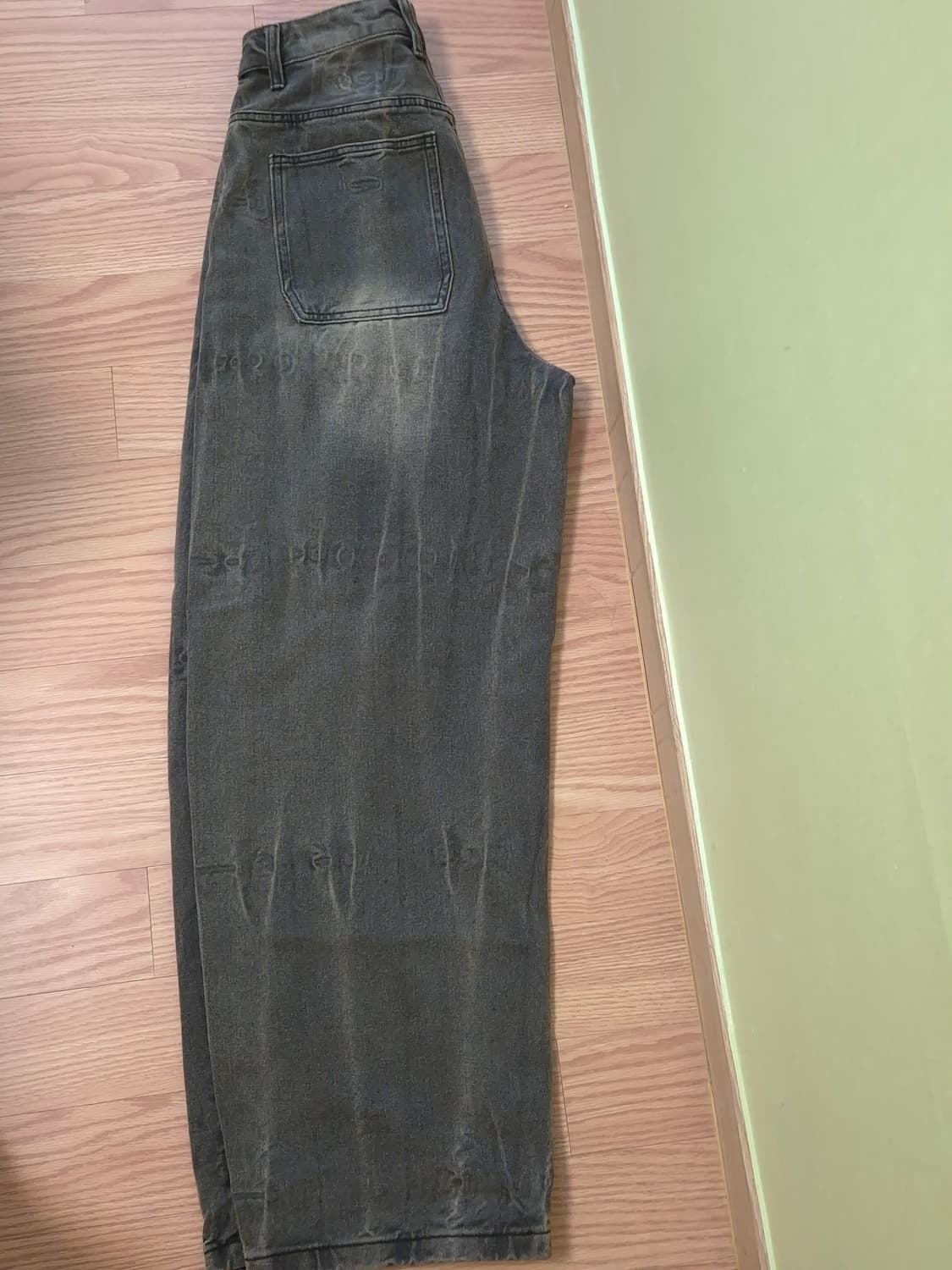 밀로 아카이브 커브드 팬츠 상품이미지1