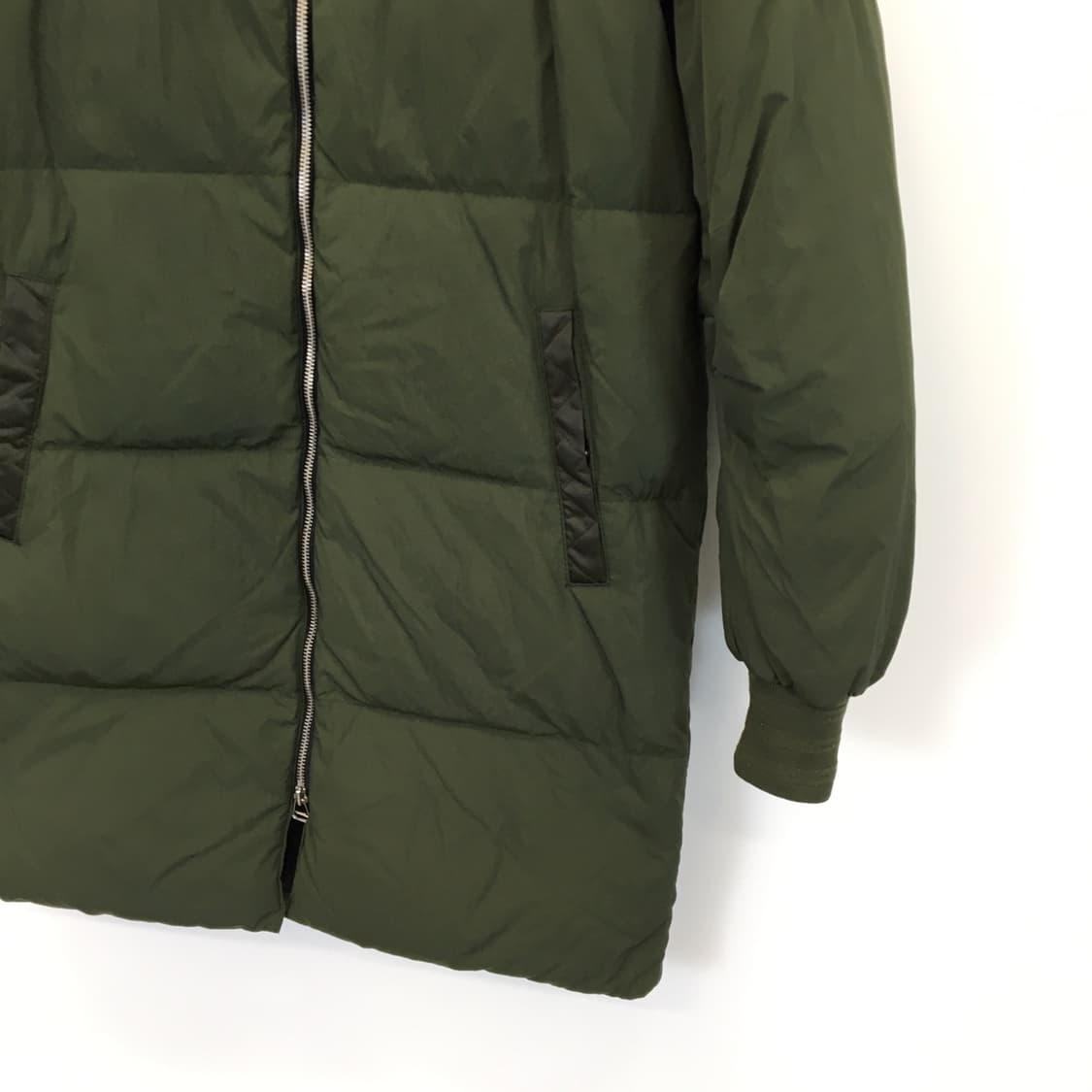 아디다스 덕다운 롱 봄버 카키패딩 85  상품이미지3