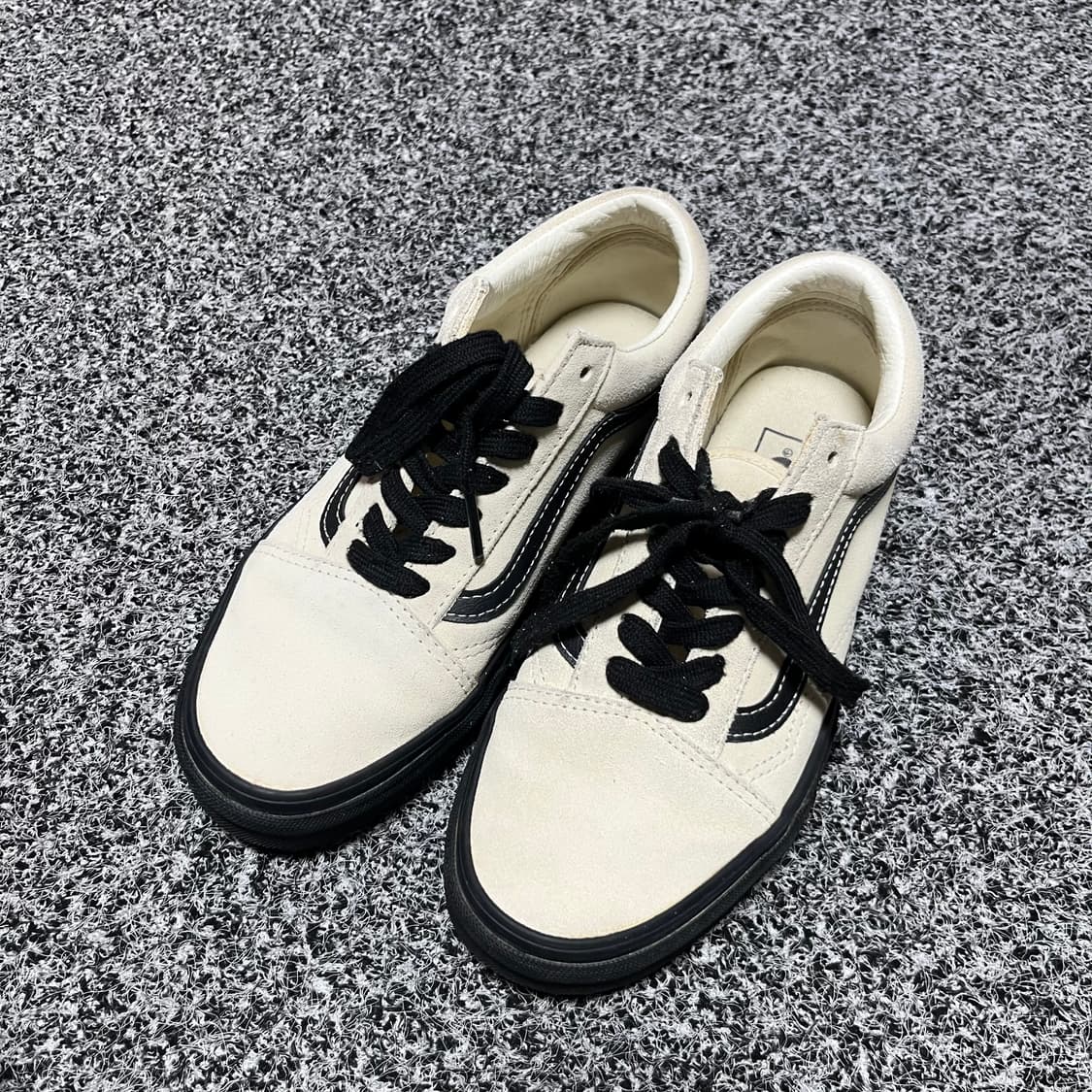 반스 올드스쿨 스웨이드 크림 블랙 240 상품이미지1