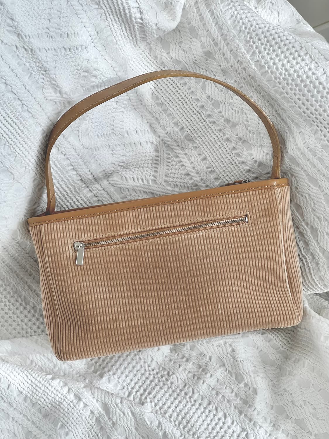 쿠레쥬 베이지 브라운 코듀로이 숄더백 꾸레쥬 상품이미지4