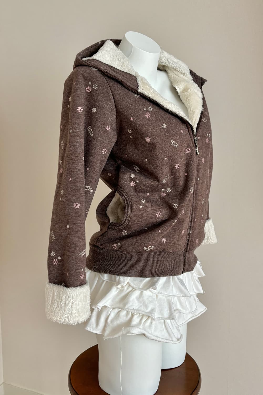 초코 라떼갸루 눈꽃무늬 퍼 후드집업 핀터레스트 상품이미지3